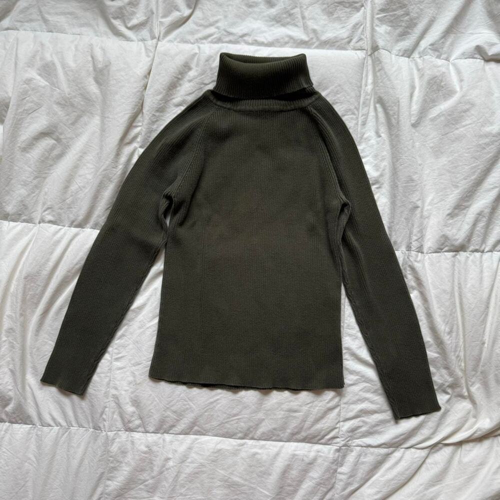 Vintage Olive Green Turtleneck Sweater